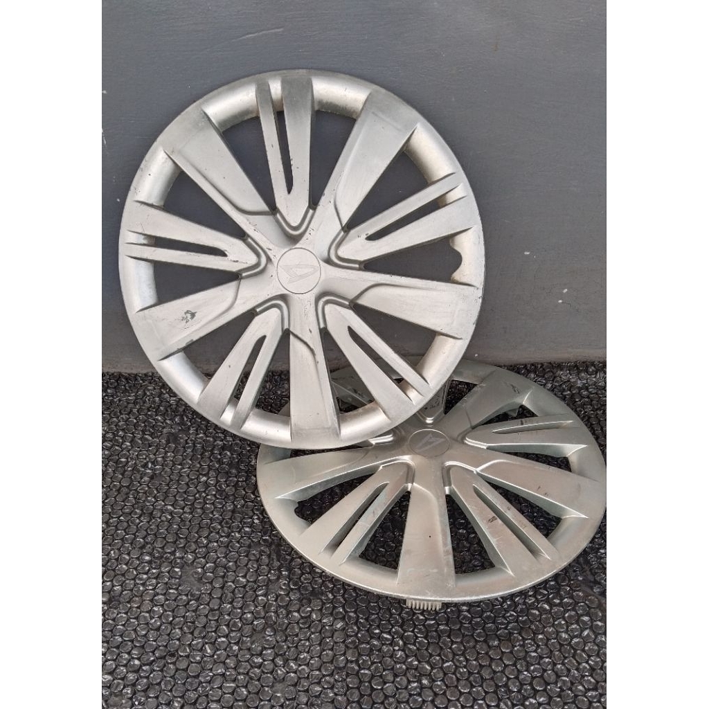 DOP VELG DAIHATSU SIGRA RING 14. ORIGINAL