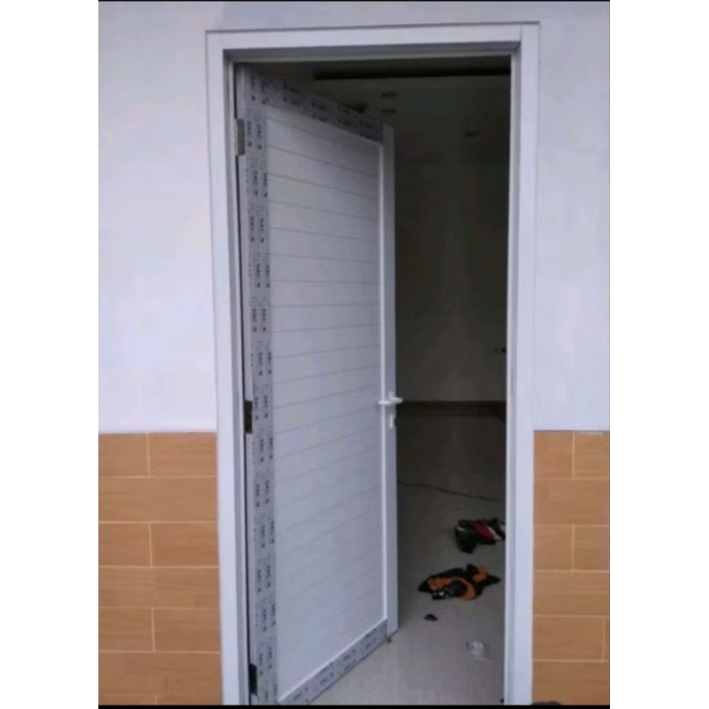 KUSEN PINTU ALUMINIUM  SEVARDIL UKURAN 90 x 200 cm. LENGKAP DENGAN HANDLE