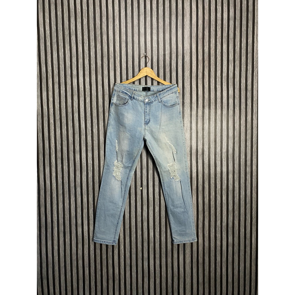 Celana Panjang Jeans Pria AMIRI RIPPED (LIMITED EDITION)