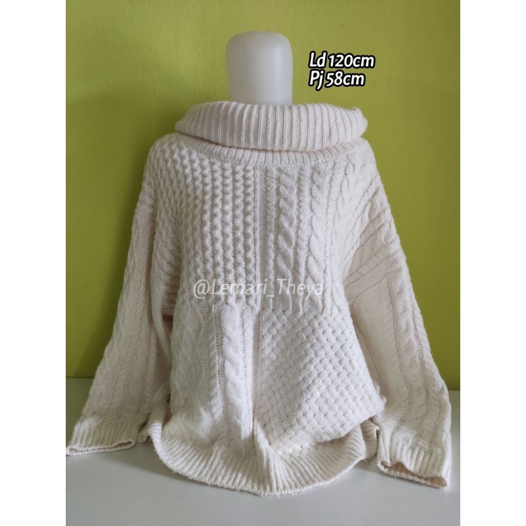 PRELOVED SWEATER RAJUT TEBAL