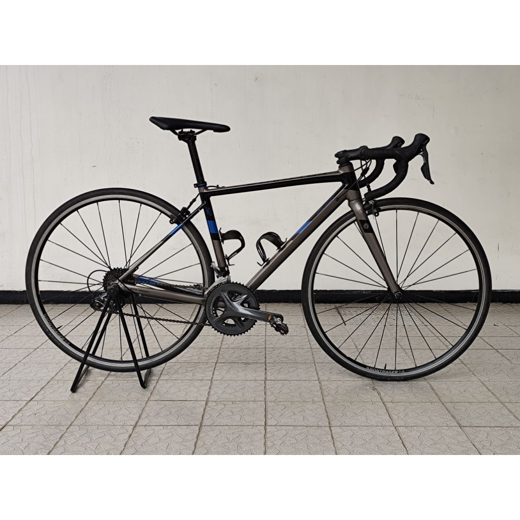 Roadbike Polygon Strattos S2 (2021) S WS BONTRAGER