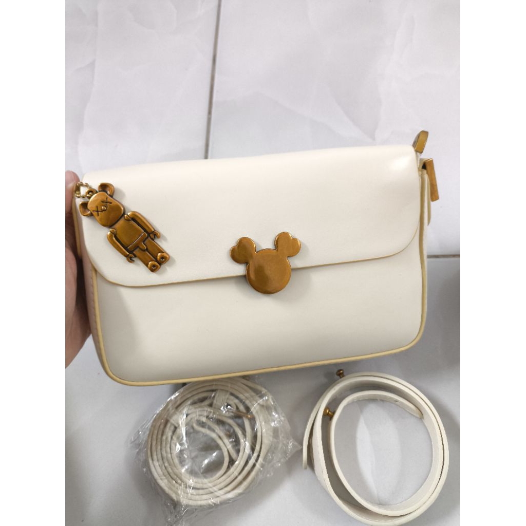 sling bag mickey white preloved
