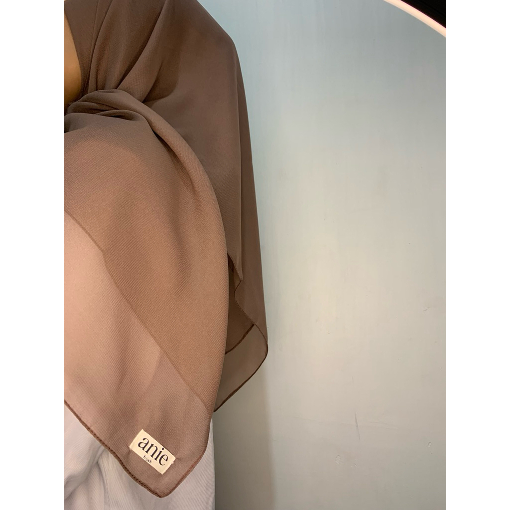 ANIE SQUARE - COKSU