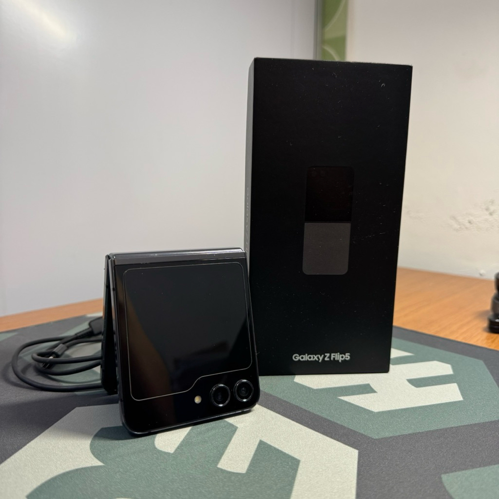 Samsung Galaxy Z Flip 5 Second