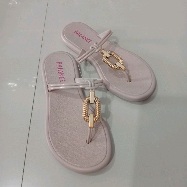 Sandal Jepit wanita Balance