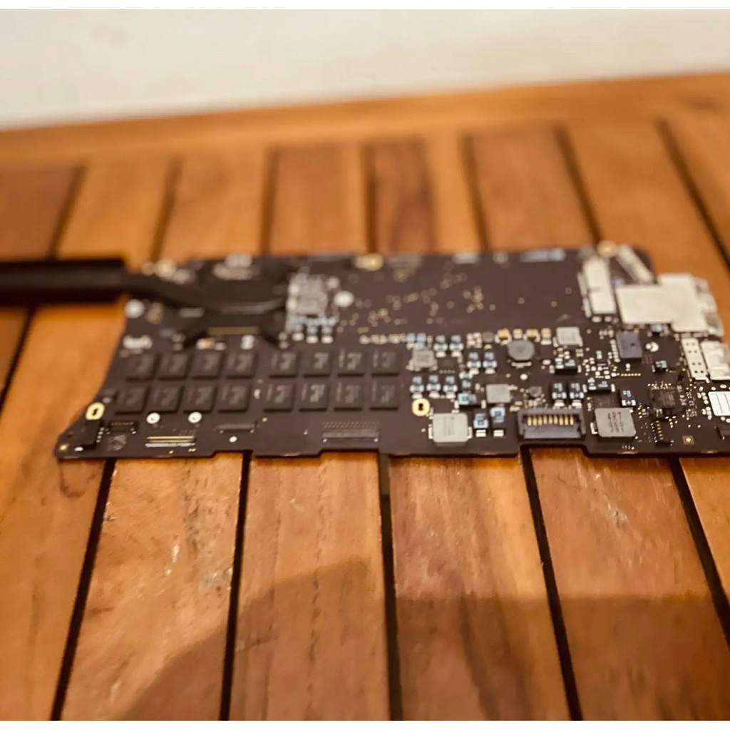logicboad macbook pro retina 2014