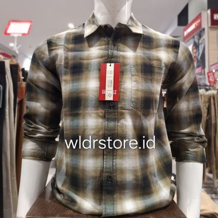 GABRIELLE ORIGINAL KEMEJA PRIA LENGAN PANJANG REGULAR FIT 006 BROWN/BLACK