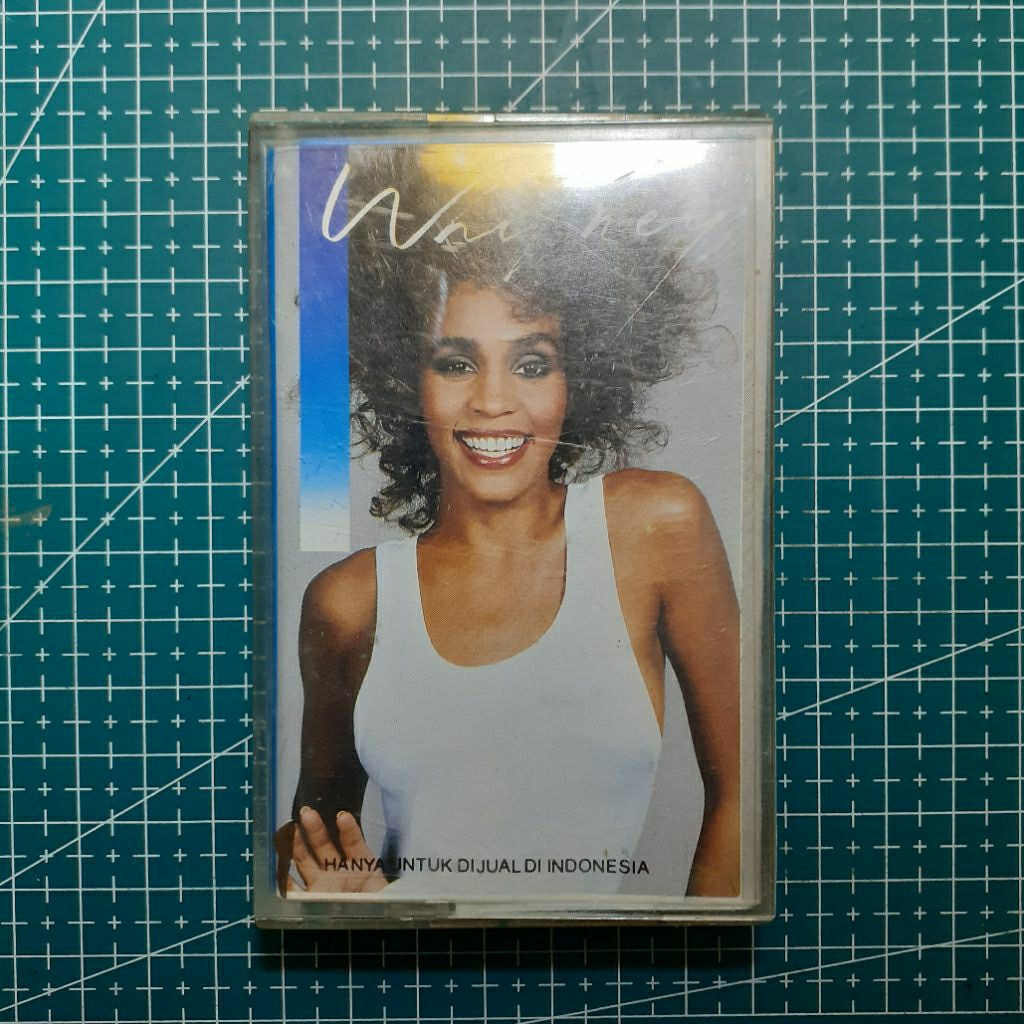 Kaset Whitney Houston - Whitney