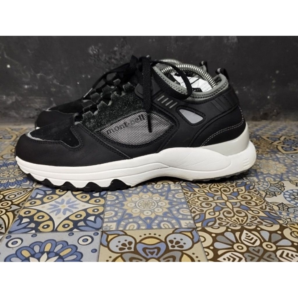 sepatu outdoor montbell