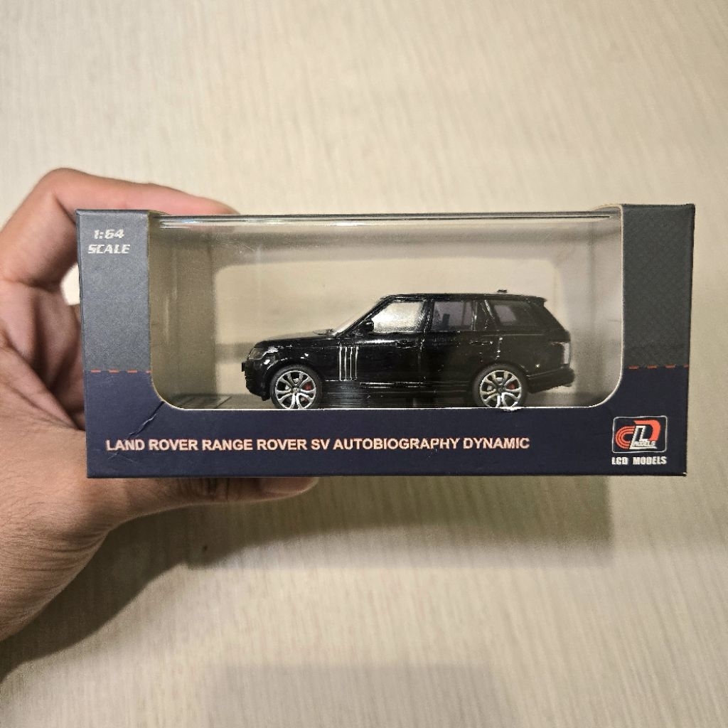 LCD Land Rover Range Rover SV Autobiography black 1/64 rare