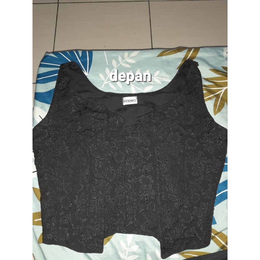 Vest Vintage (hitam) PRELOVED, OutfitYearbook, merk ARSENIO