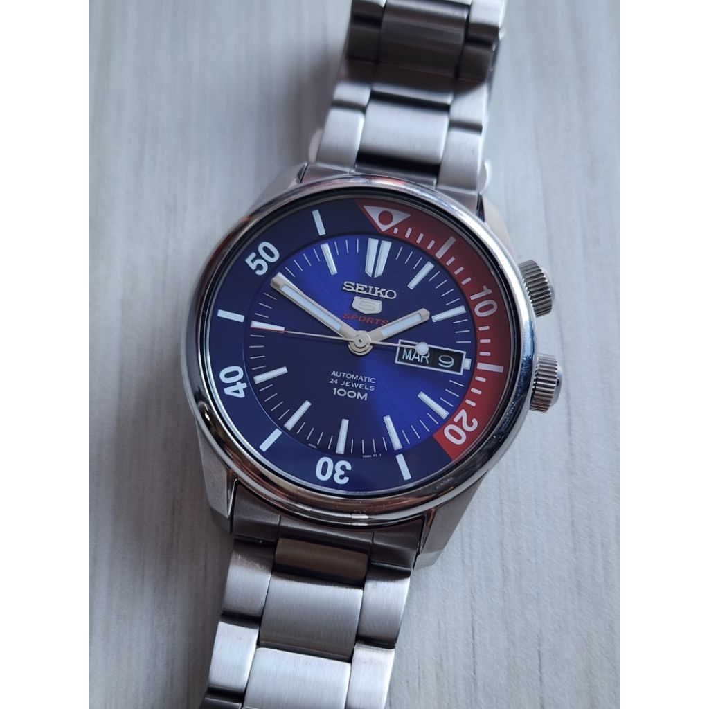 Seiko 5 Compressor Dual Crown Automatic SRPB25 Pepsi Blue Sunburst RARE