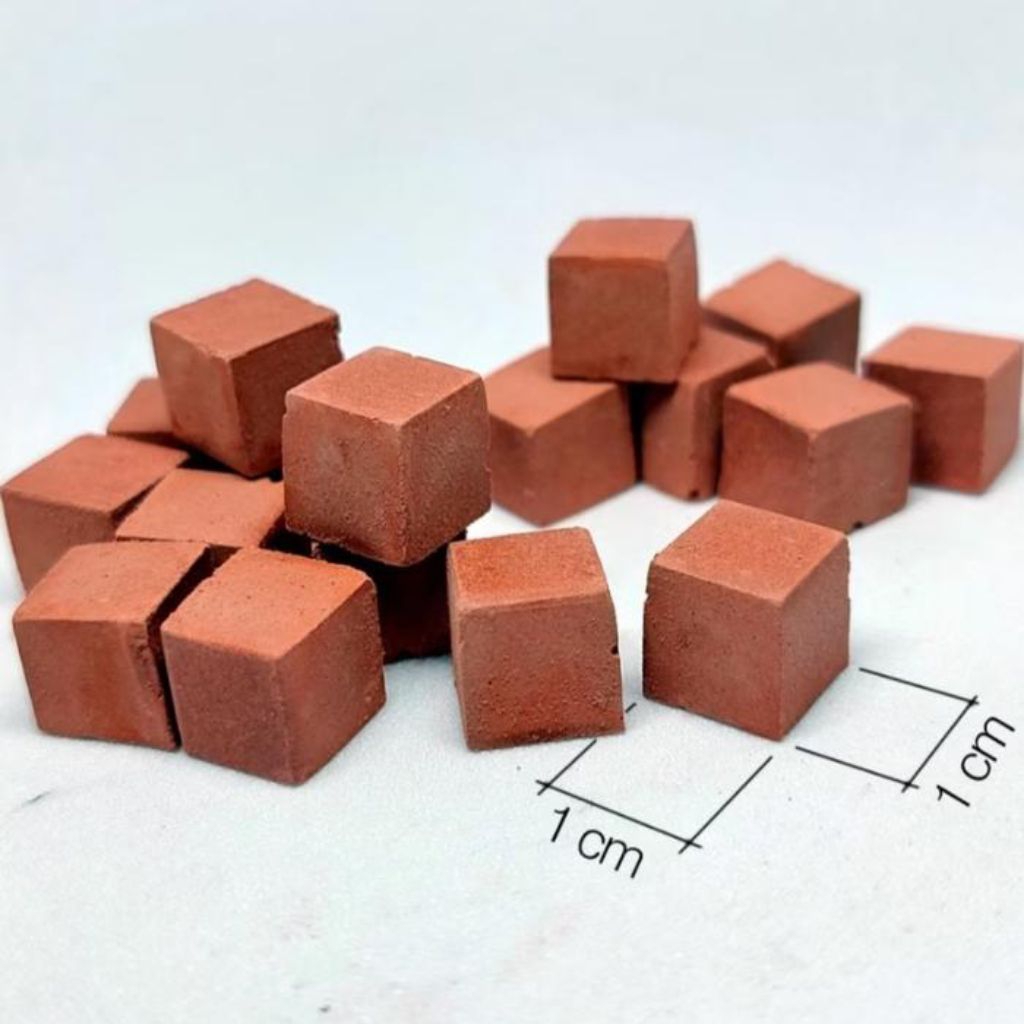 MINIATUR BATU BATA KUBUS  1 PCS ANTI PECAH/ DIORAMA / MAKET BATU BATA KUBUS / BATU BATA KUBUS MINI