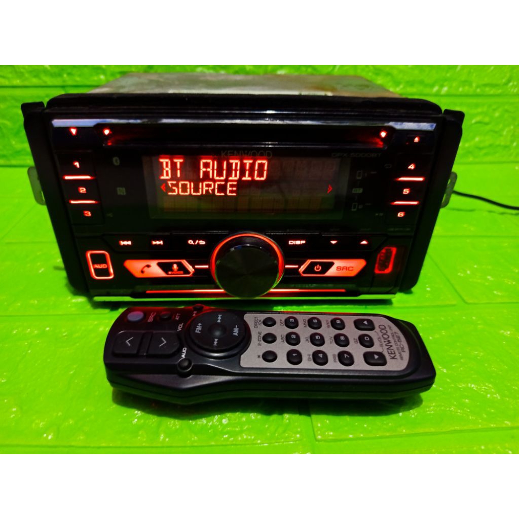 Head unit KENWOOD DPX-5000BT ( second )