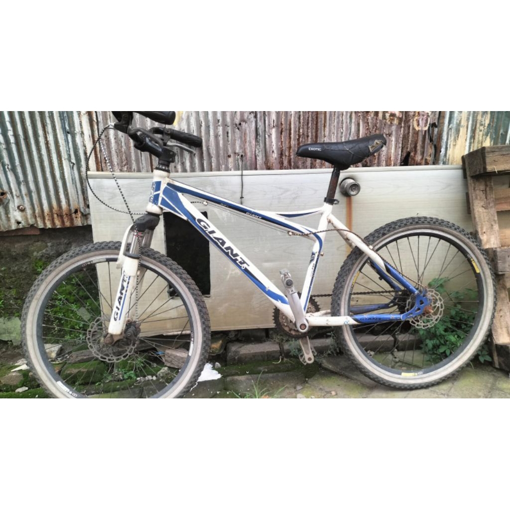sepeda MTB GIANT
