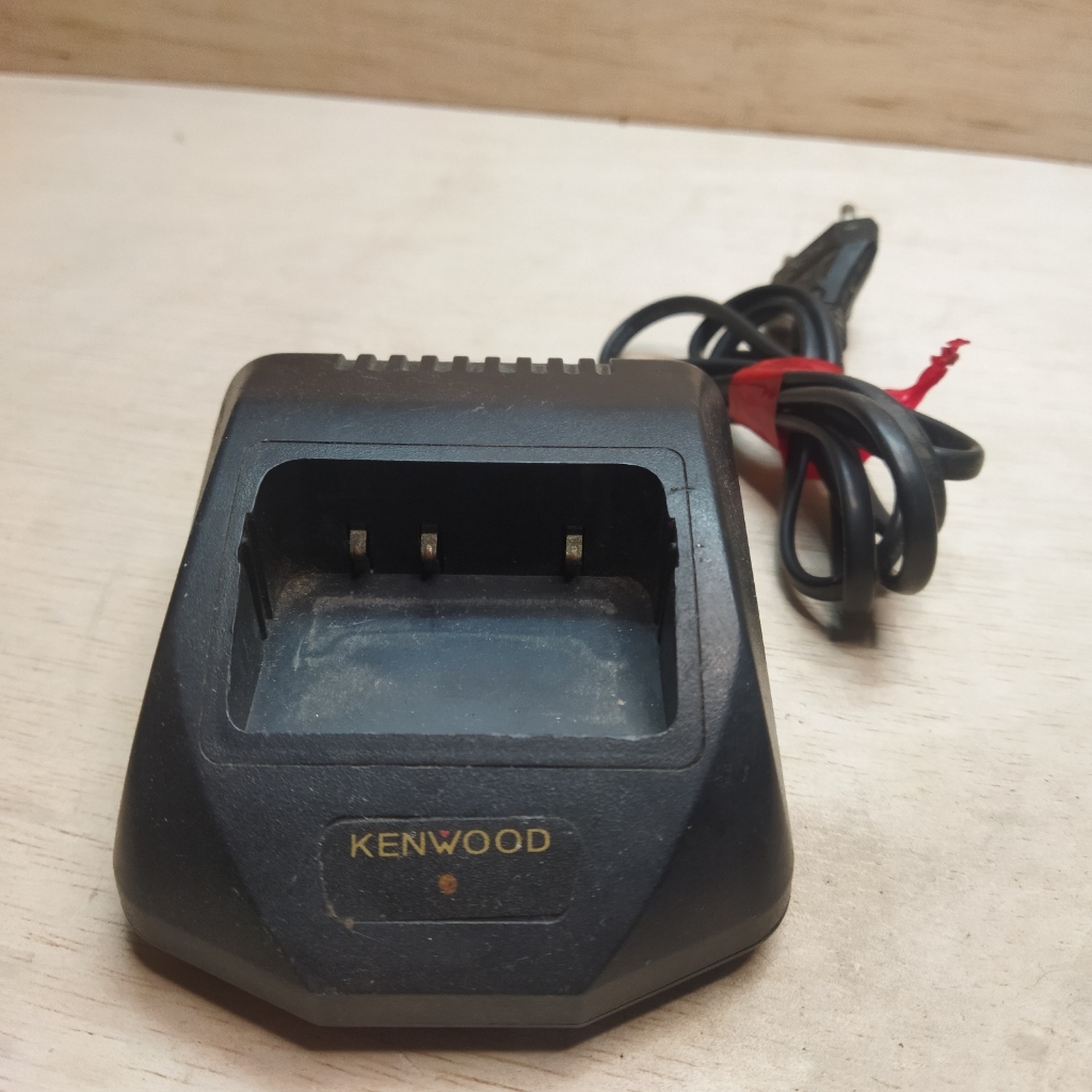 Charger Desktop HT Kenwood KSC-14