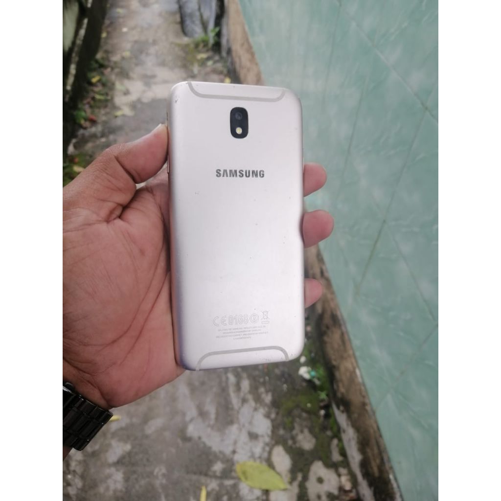 SAMSUNG J7 PRO ( minus LCD )