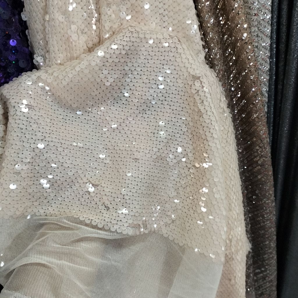 bahan kain tile sequin bordir garmen/kain kebaya Payet mewah