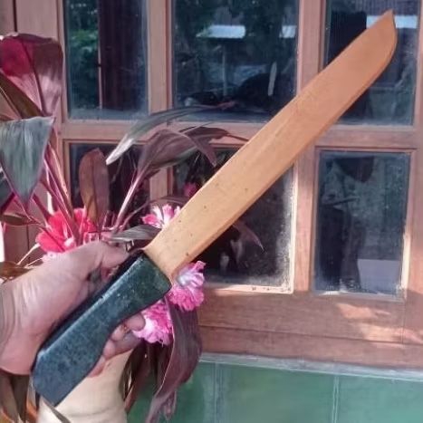 golok ipsi - golok mainan - golok kayu - golok mainan anak - golok latihan -  golok  kayu jati