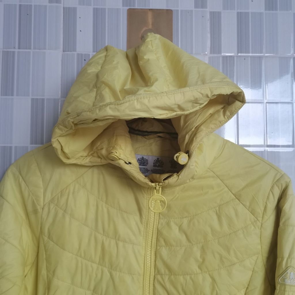 1240. HOODIE ZIIP BULANG BARBOUR WARNA KUNING SIZE L  PRELOVED
