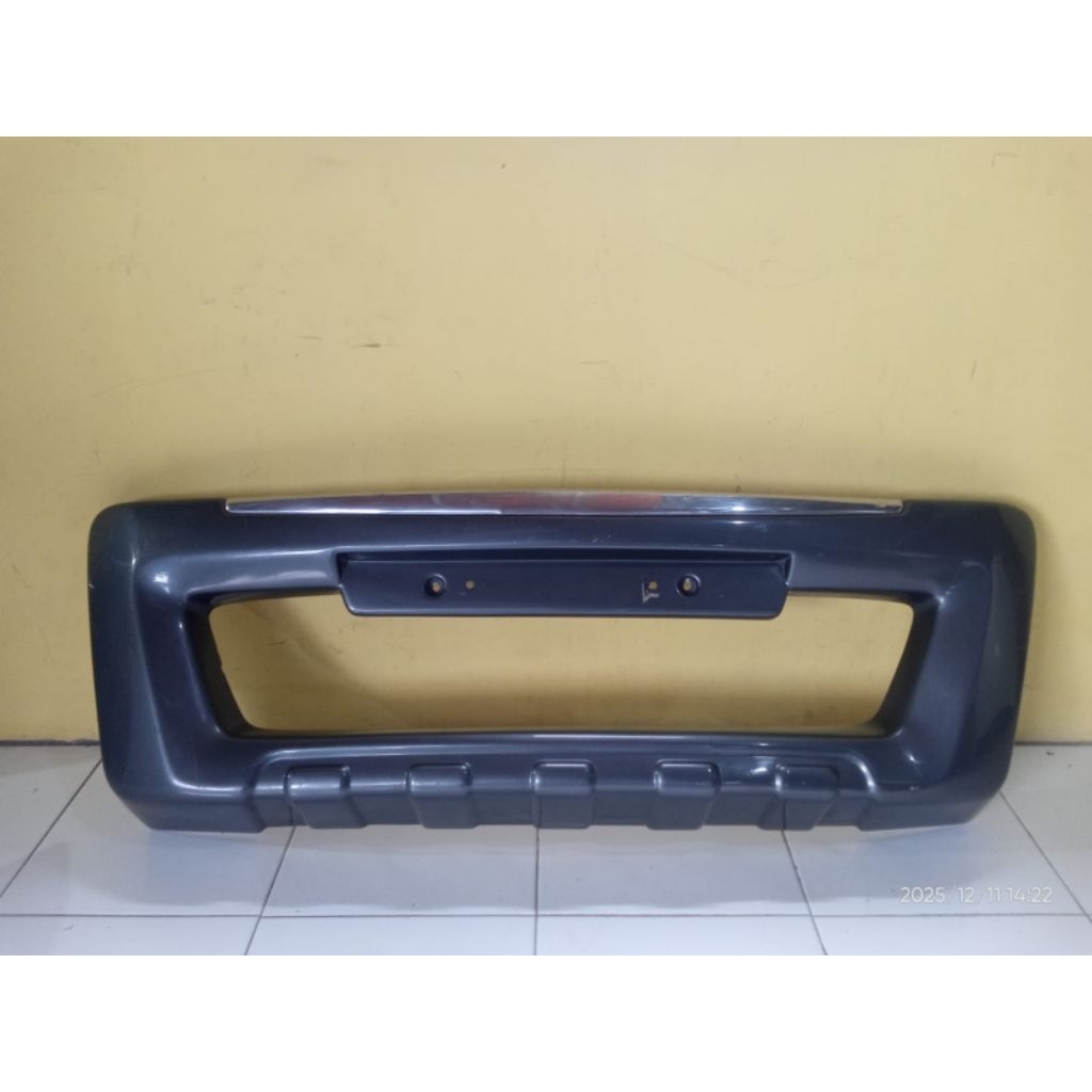 Tanduk - Spoiler bemper depan Mitsubishi Pajero th 2010-2011.