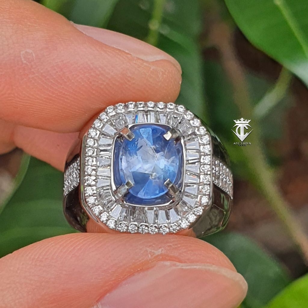Batu Permata Natural Metalic Blue Sapphire SriLanka No Heat 2.54 Ct CGL Memo