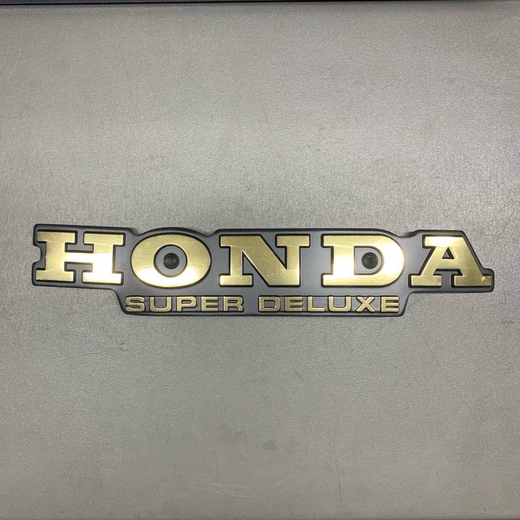 Logo Emblem Tangki Body Honda c800 supercup 800 SL [KLS21A]