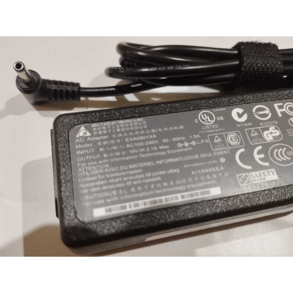 Adaptor Charger Laptop Dynabook Satellite Pro C40-H New 19V Jeck Kecil