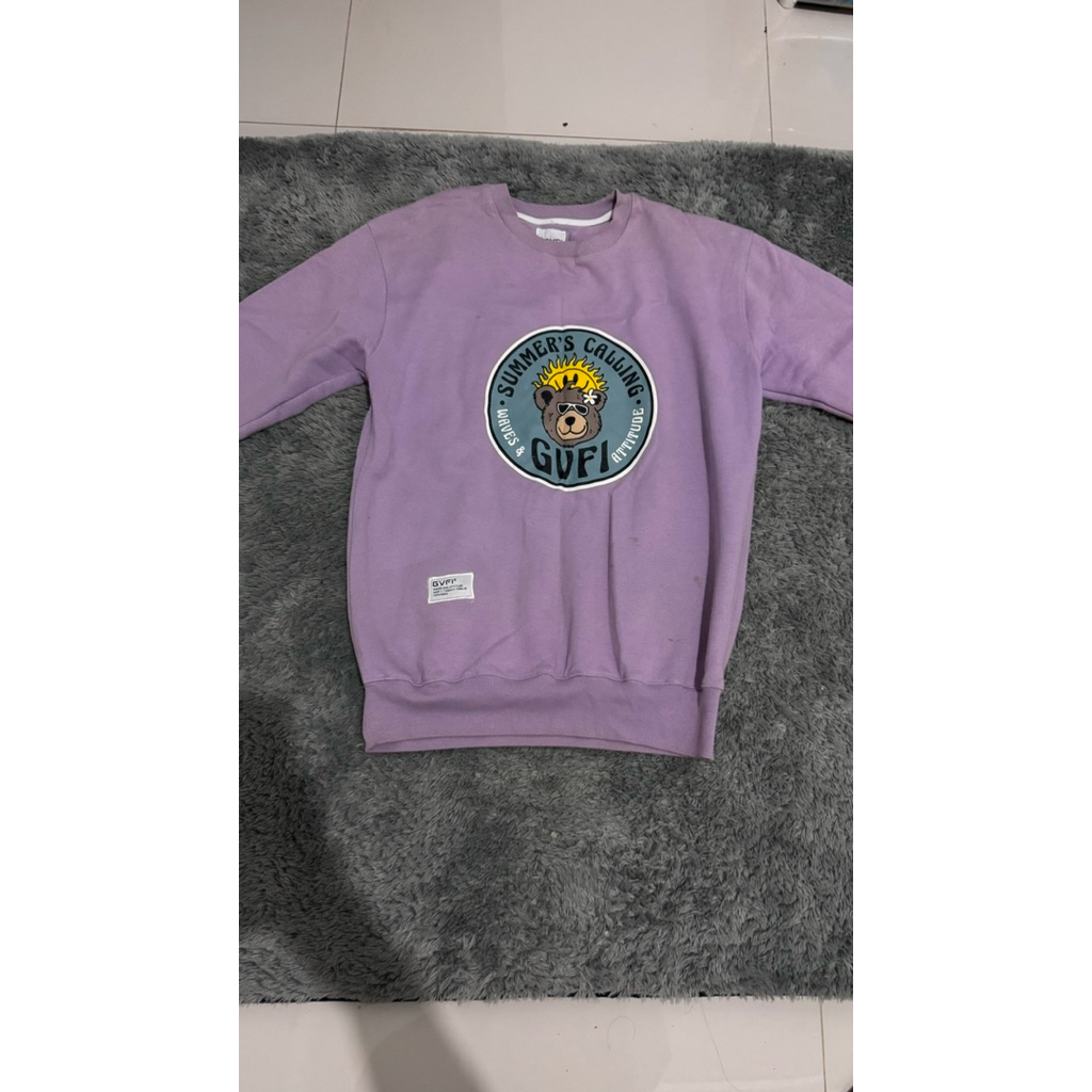 PRELOVED SWEATER GVFI