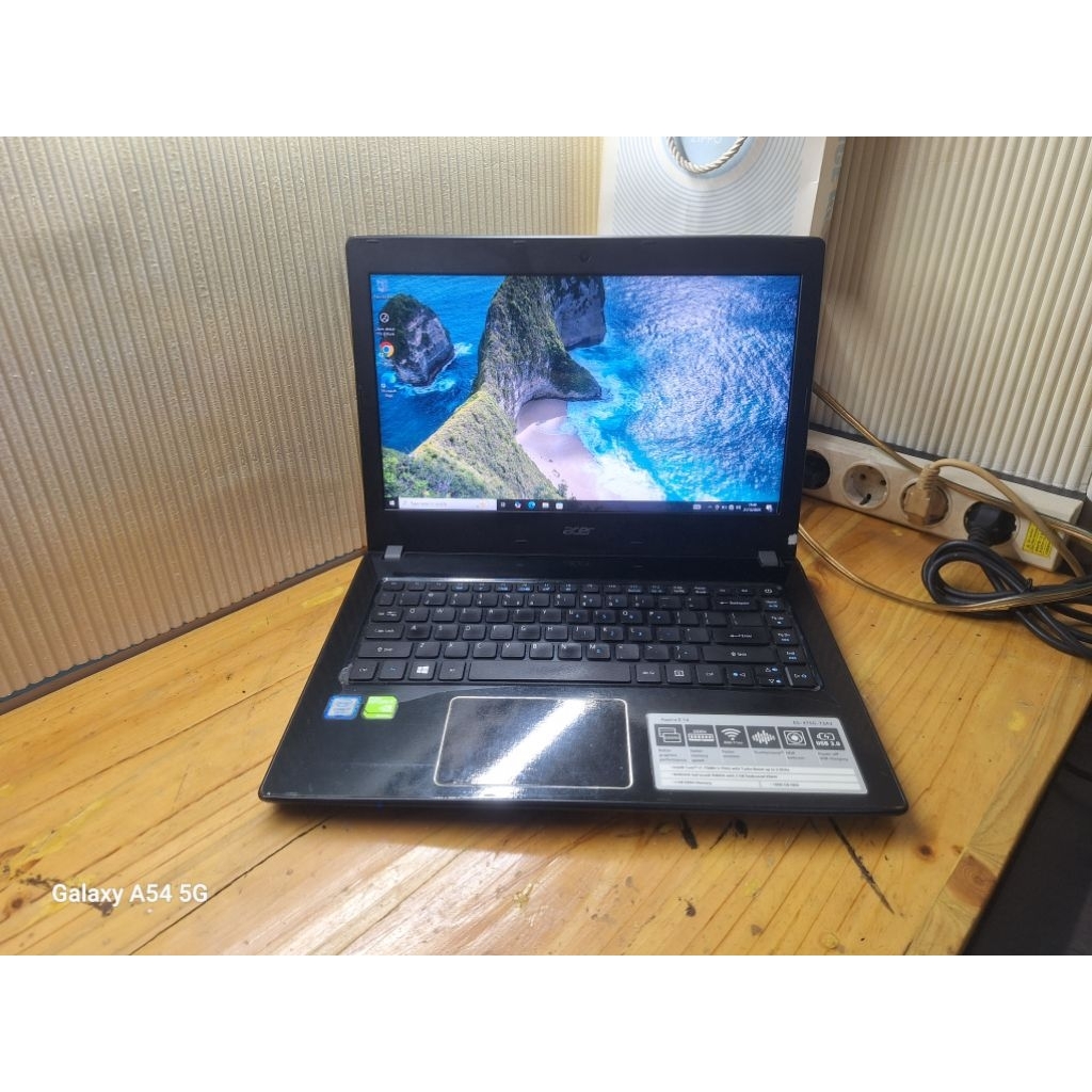 Acer Aspire E5-475G Intel Core i7-7500U 8/256GB Vga Nvidia Geforce 940MX 2GB