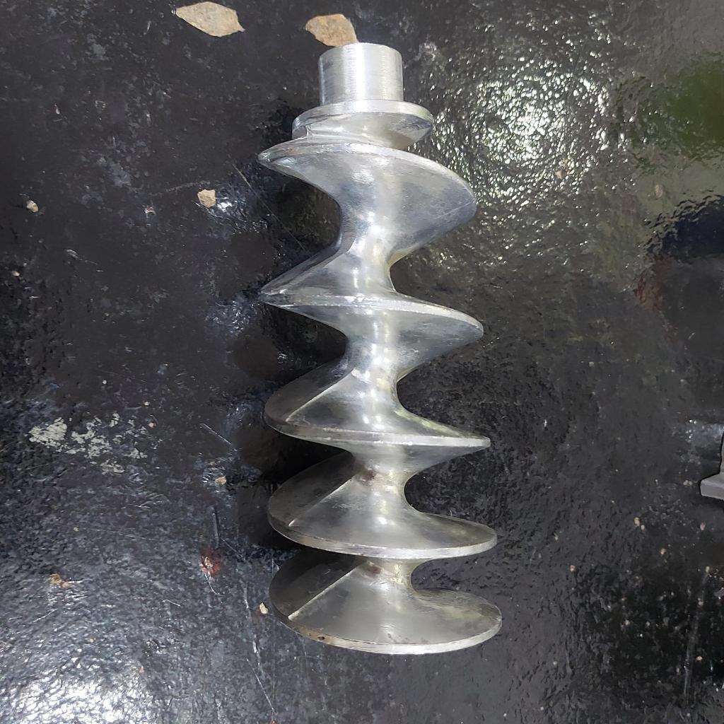 Ulir gilingan daging 32