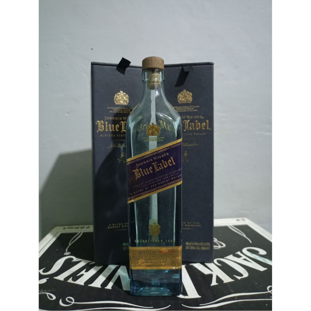 botol bekas blue label mini 200ml