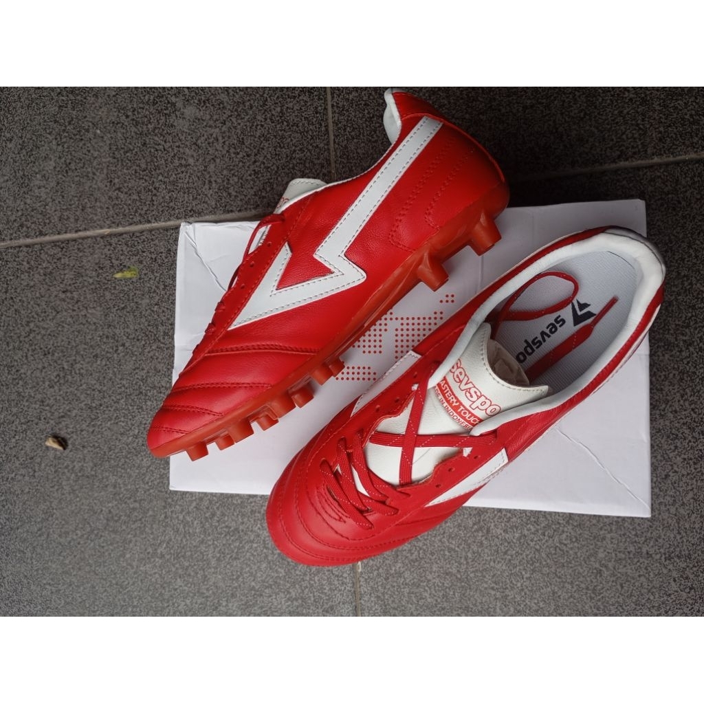 SEPATU SEPAKBOLA CALF LEATHER SEVSPO MAESTRO ZS MERAH PUTIH LEATHER