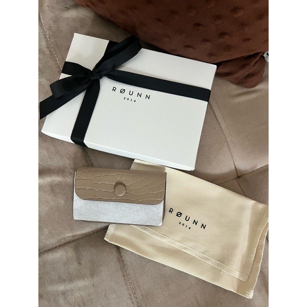 NWT ROUNN Mini Wallet