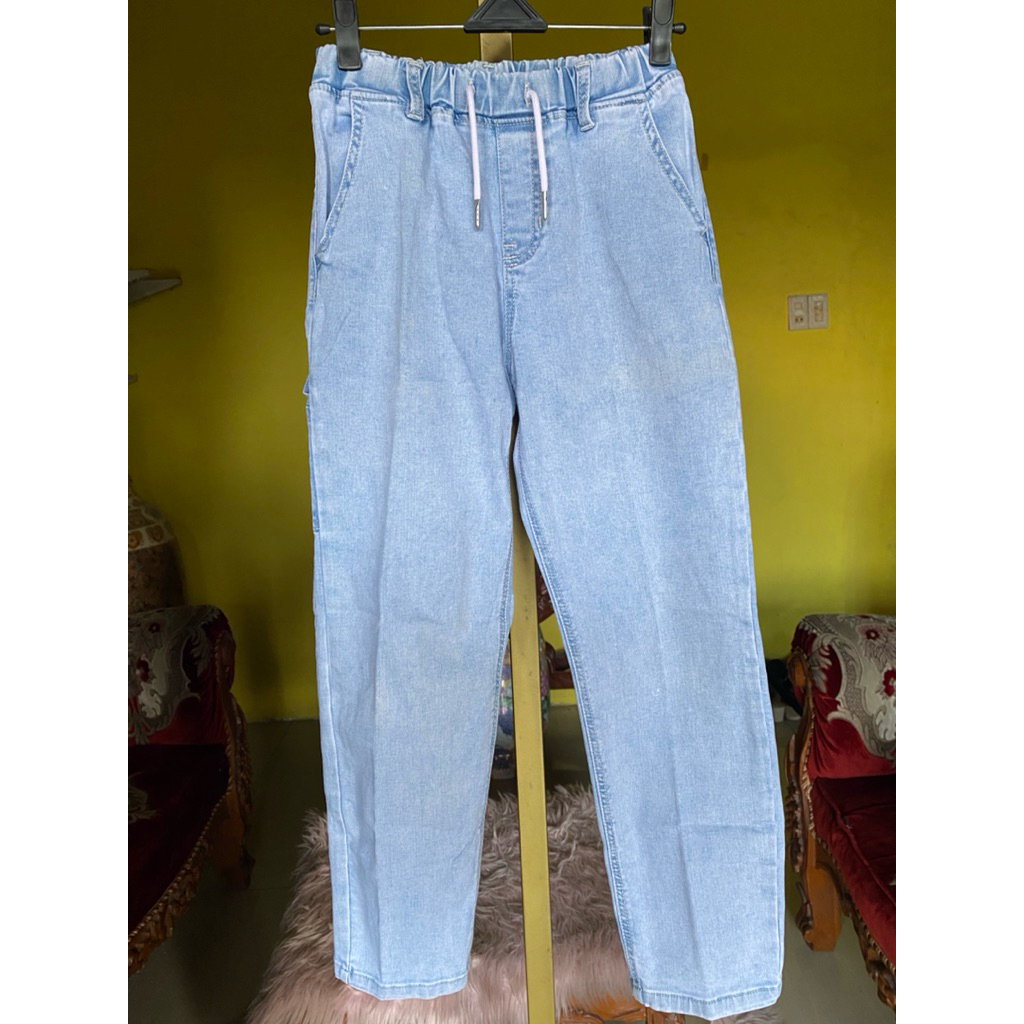 Preloved straight Jeans Ohoo kids