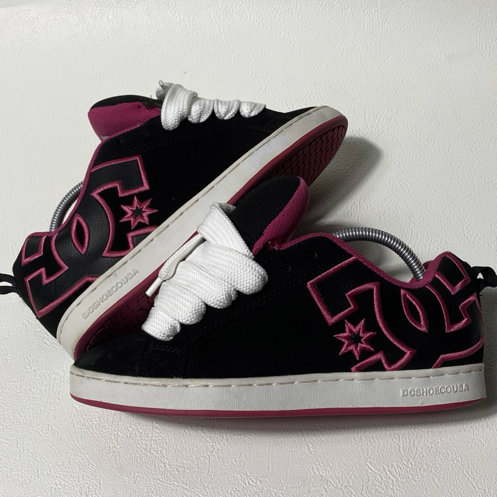 (SOLDOUT) Sepatu skate gemuk DC COURT GRAFFIX RARE