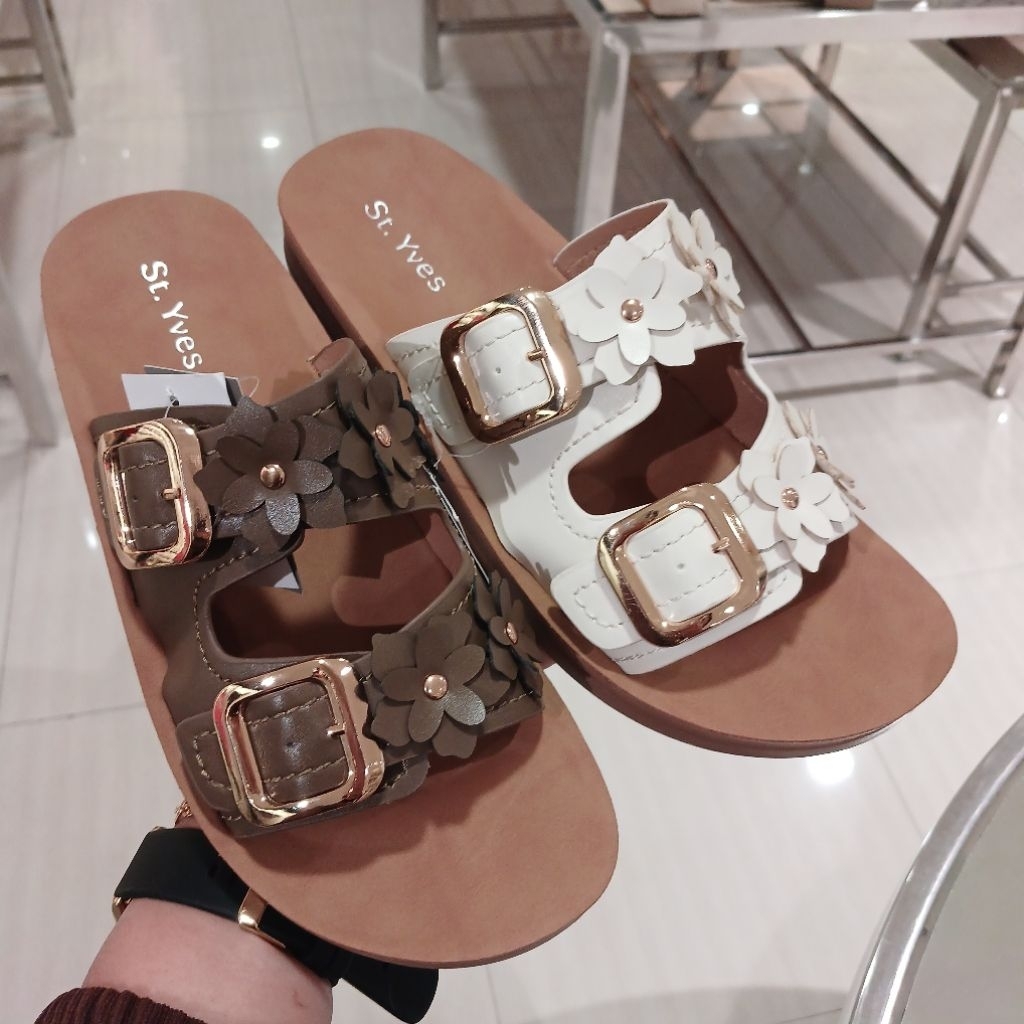 sandal wanita flat ST.YVES ori dari matahari