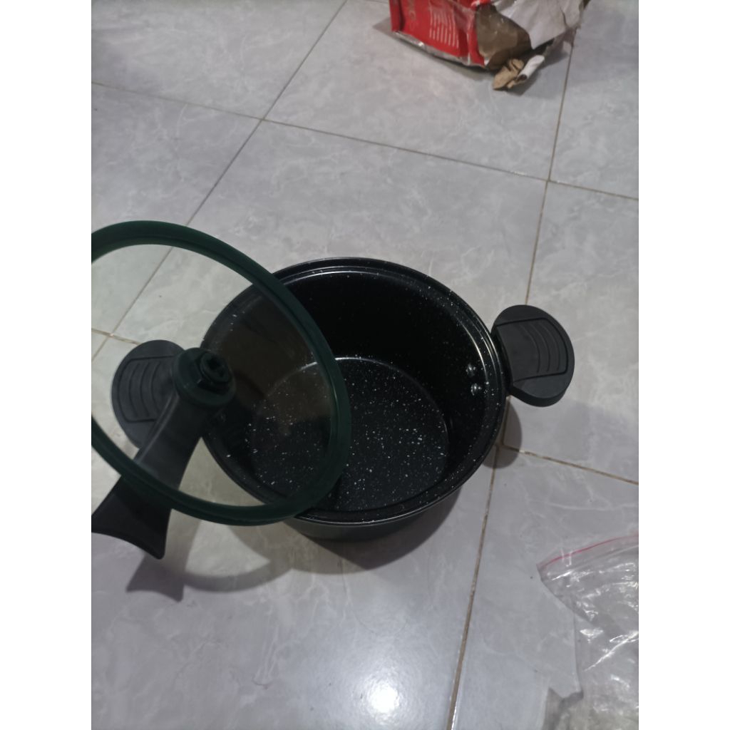 Panci Presto Anti lengket tekanan kecil