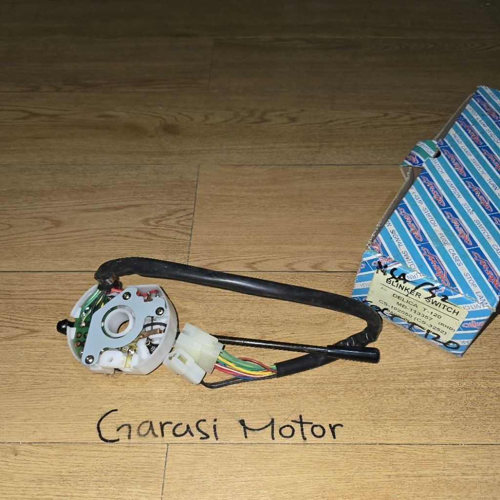 TURN SIGNAL SWITCH SAKLAR SEN mobil Colt Delica T120 MB-113357