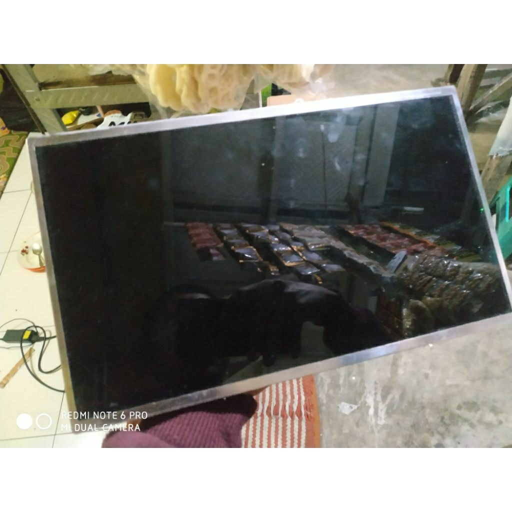 LED/LCD 14" 40 PIN TEBAL LUSNING