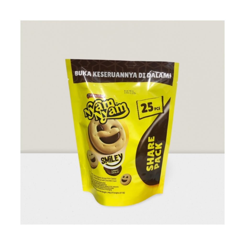 Nyam Nyam Smile Pouch