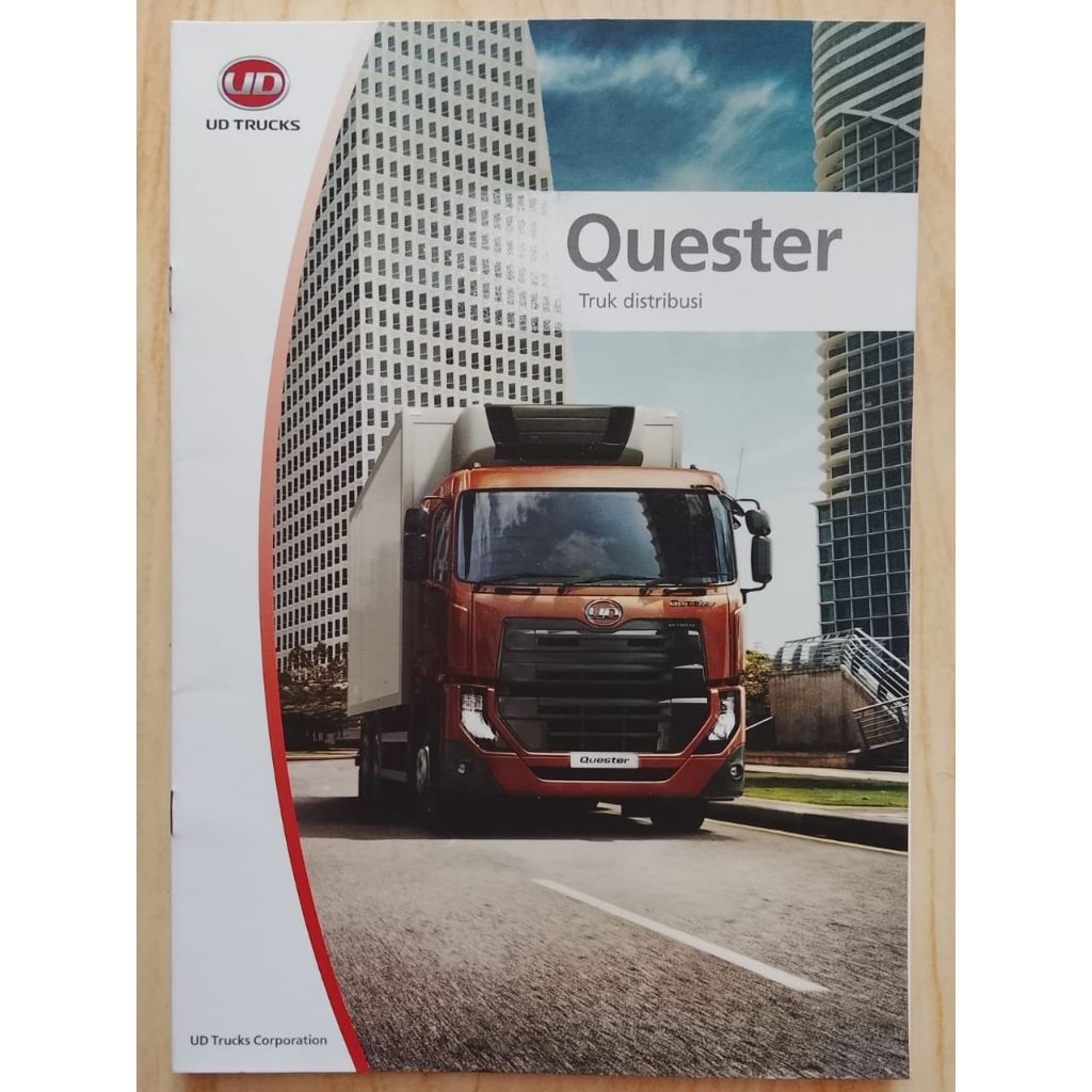 Brosur UD Trucks Quester Truk Distribusi