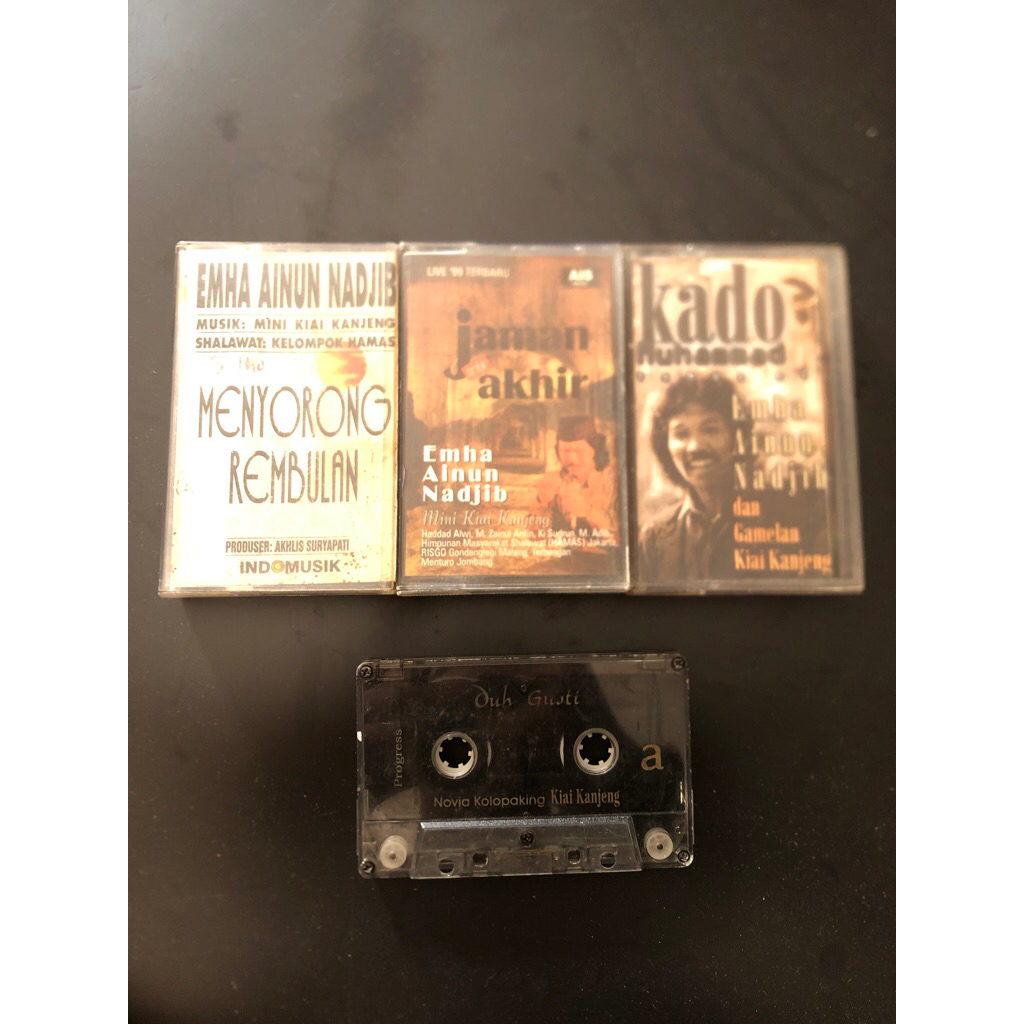 Kaset cak nun kiai kanjeng paket