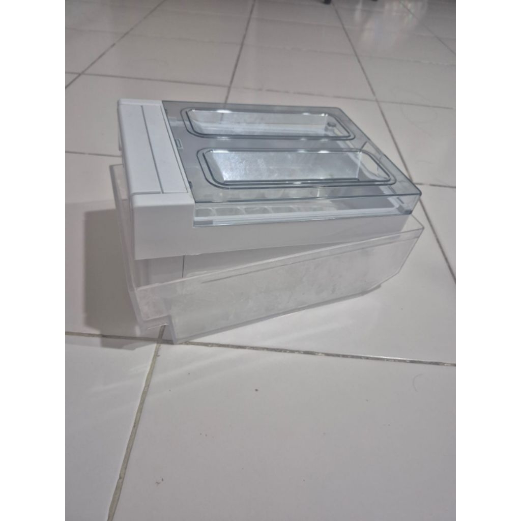 Twist ice maker kulkas portable/ pembuat es kotak original