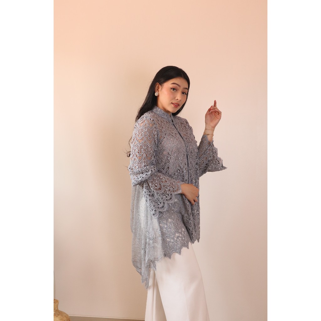 SarahDewanto Kebaya Prada Santili Karet Abu-Abu