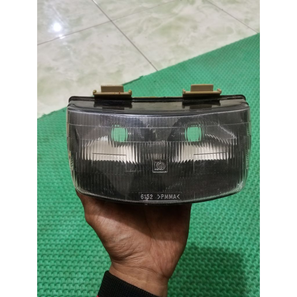 reflektor depan Kawasaki Kaze r ORI copotan.