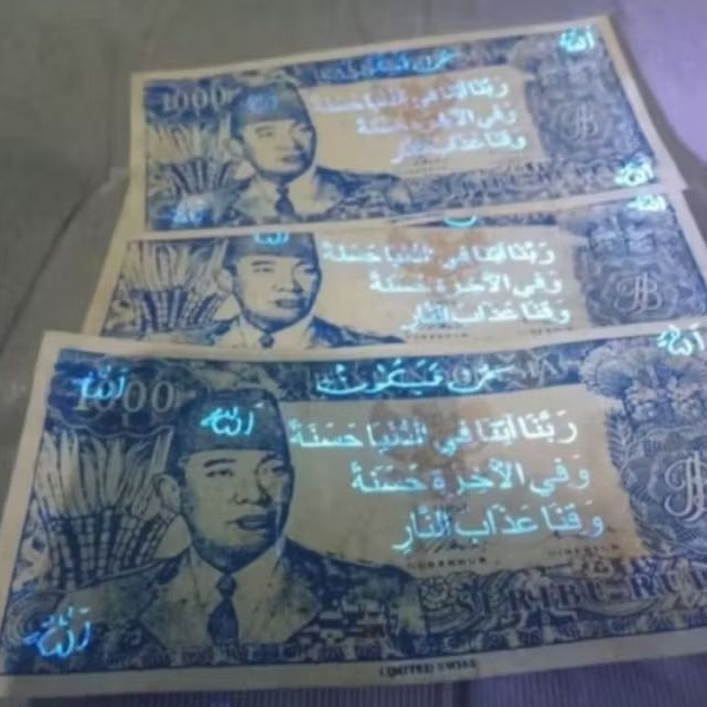 souvenir uang 1000 soekarno biru uka² doa sapujagad melengkung