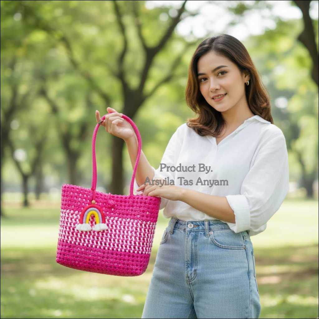 Tas Anyaman Plastik Tas Jali Premium Tote Bag Anyaman Desain Elegan, Multifungsi