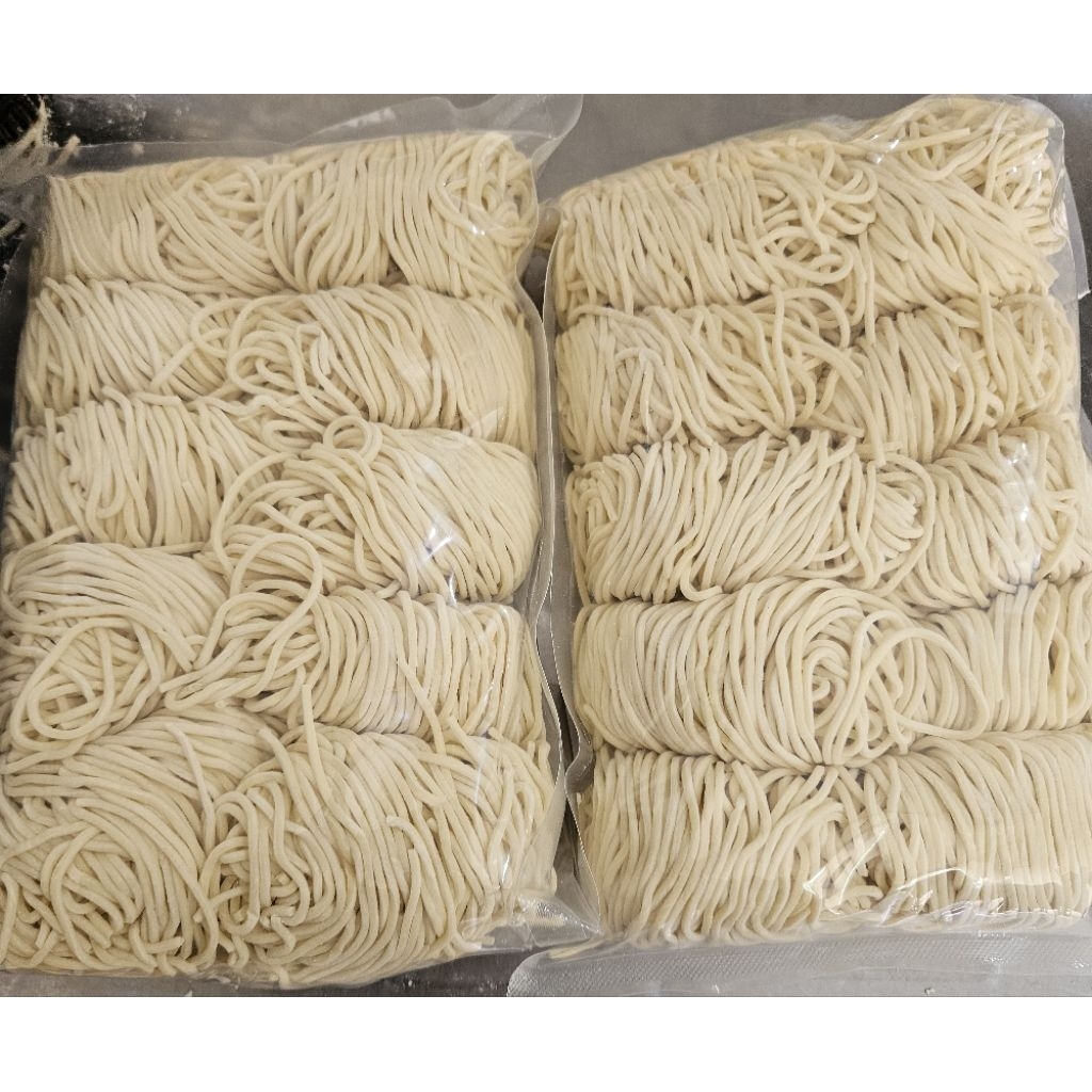 Mie basah mentah 1kg / mie ayam / mie pangsit / mie gacoan / mie pedas