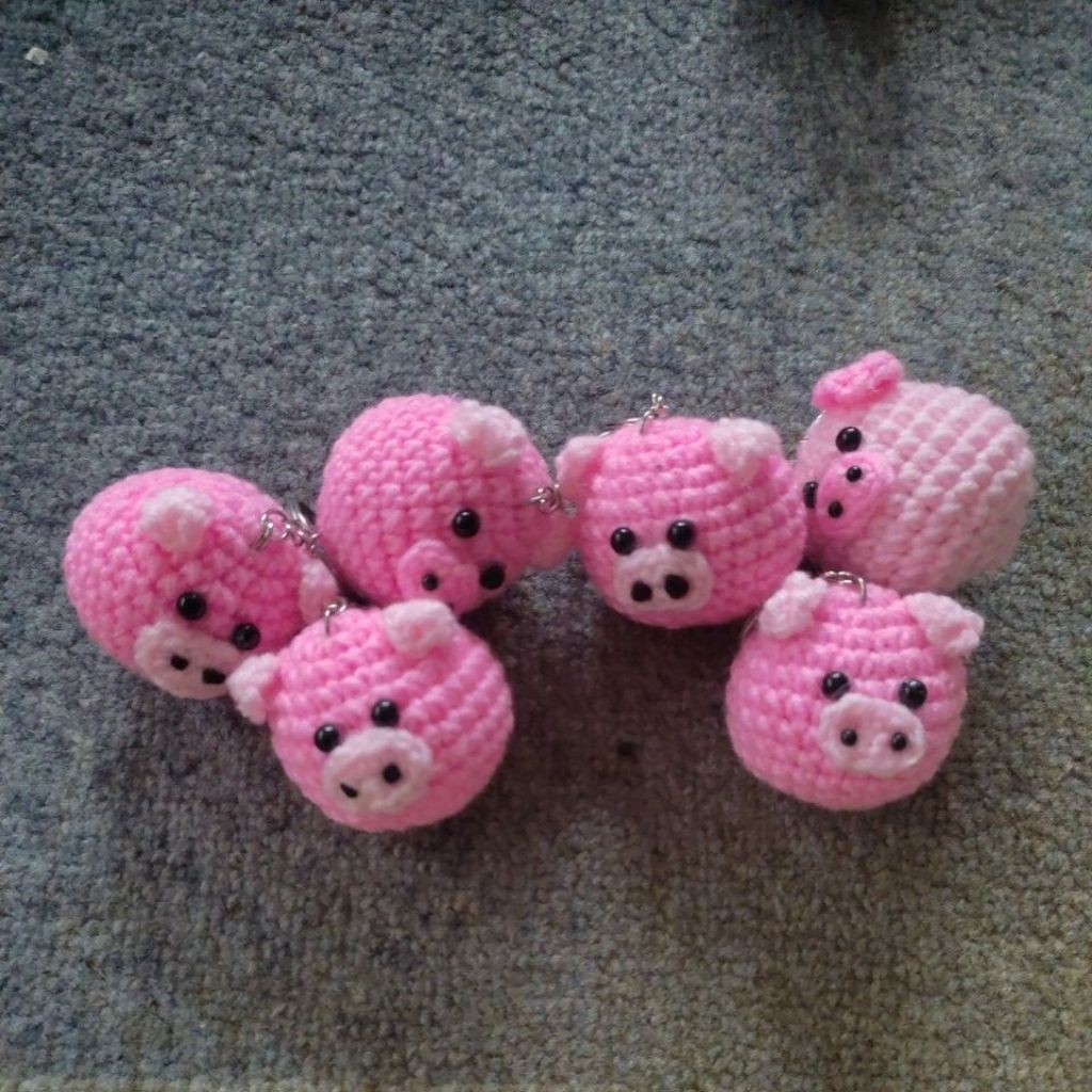 amigurumi mini pig